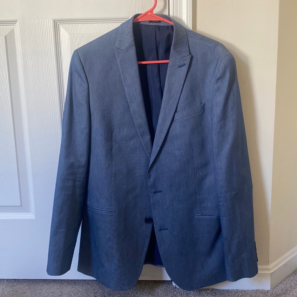 Light blue blazer (38-40R)